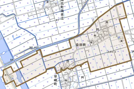 益田町とその周辺の地図。町の範囲を重ねている