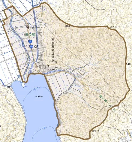 西浅井町塩津浜とその周辺の地図。町の範囲を重ねている