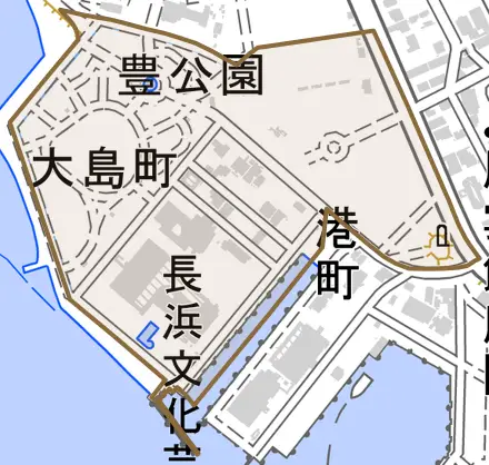 大島町とその周辺の地図。町の範囲を重ねている