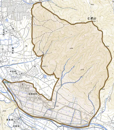 相撲庭町とその周辺の地図。町の範囲を重ねている