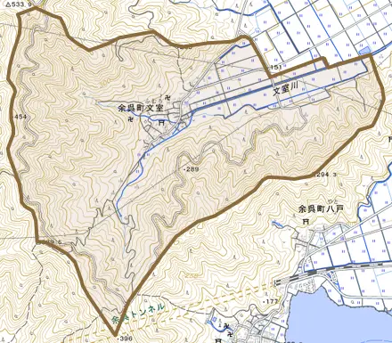 余呉町文室とその周辺の地図。町の範囲を重ねている