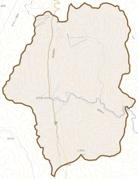 余呉町中河内とその周辺の地図。町の範囲を重ねている