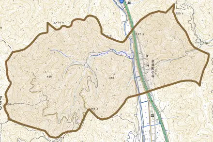 余呉町小谷とその周辺の地図。町の範囲を重ねている