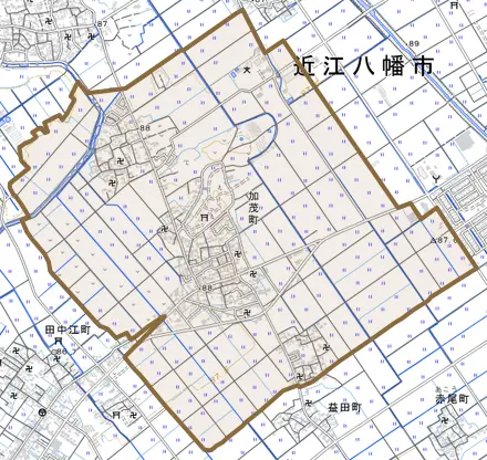 加茂町とその周辺の地図。町の範囲を重ねている