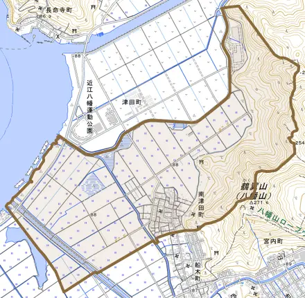 南津田町とその周辺の地図。町の範囲を重ねている