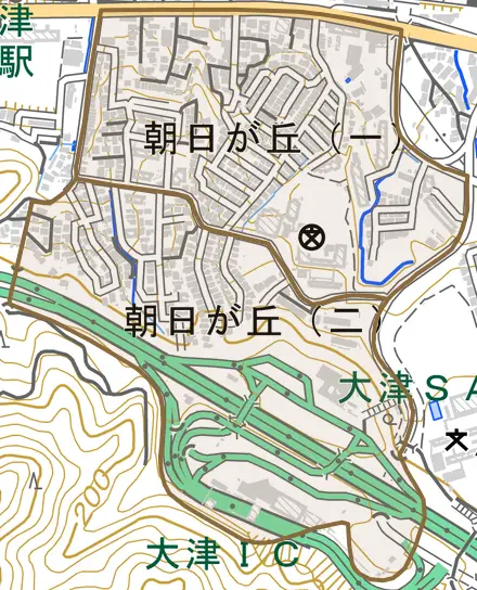 朝日が丘とその周辺の地図。町の範囲を重ねている