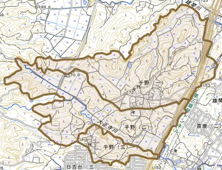 千野とその周辺の地図。町の範囲を重ねている