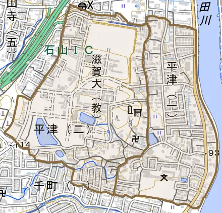 平津とその周辺の地図。町の範囲を重ねている
