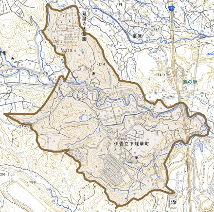 伊香立下龍華町とその周辺の地図。町の範囲を重ねている