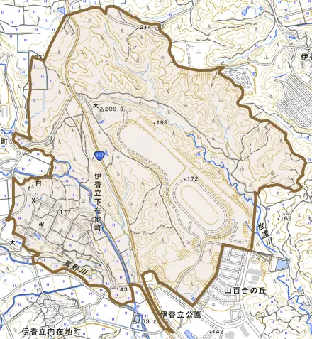 伊香立下在地町とその周辺の地図。町の範囲を重ねている