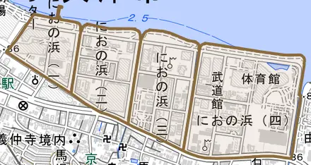 におの浜とその周辺の地図。町の範囲を重ねている