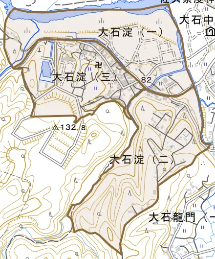 大石淀とその周辺の地図。町の範囲を重ねている