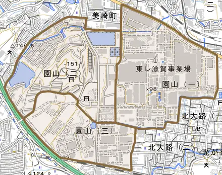 園山とその周辺の地図。町の範囲を重ねている