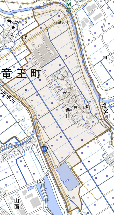 大字西川とその周辺の地図。町の範囲を重ねている