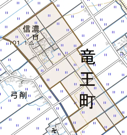 大字信濃とその周辺の地図。町の範囲を重ねている