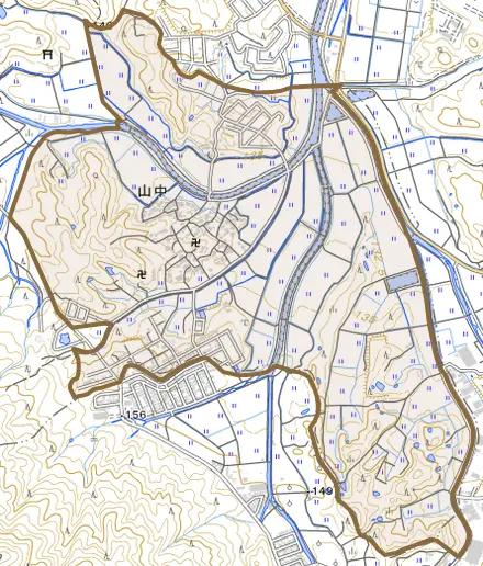 大字山中とその周辺の地図。町の範囲を重ねている
