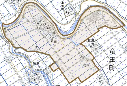 大字弓削とその周辺の地図。町の範囲を重ねている