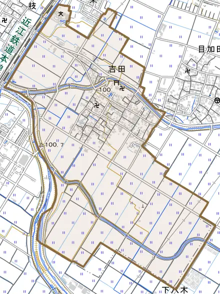 大字吉田とその周辺の地図。町の範囲を重ねている