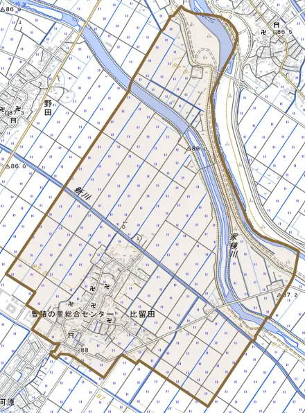 比留田とその周辺の地図。町の範囲を重ねている