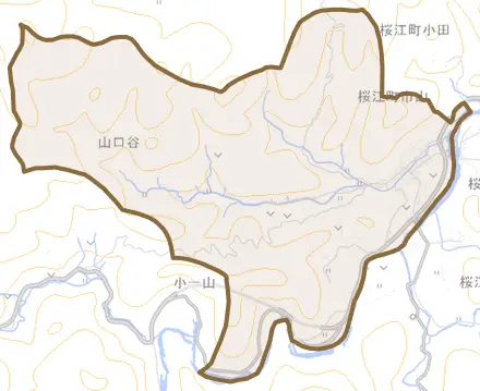 桜江町市山とその周辺の地図。町の範囲を重ねている