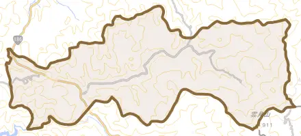 金城町小国とその周辺の地図。町の範囲を重ねている