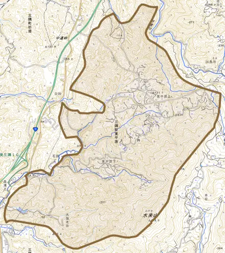 三隅町東平原とその周辺の地図。町の範囲を重ねている