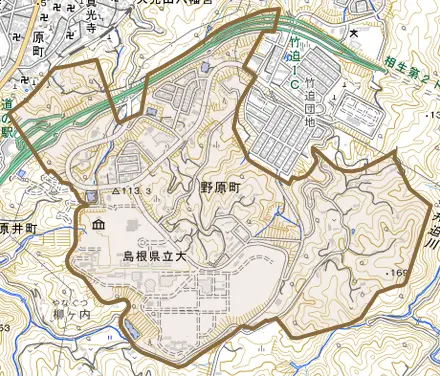 野原町とその周辺の地図。町の範囲を重ねている