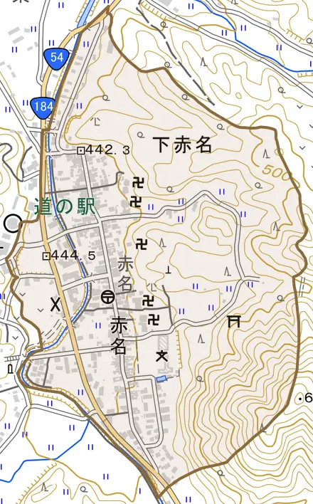 赤名とその周辺の地図。町の範囲を重ねている