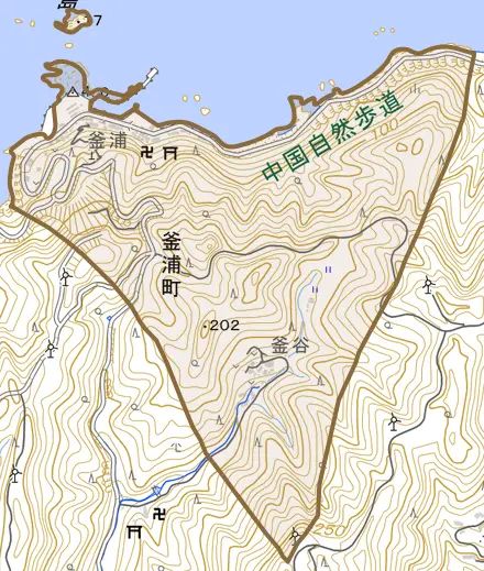 釜浦町とその周辺の地図。町の範囲を重ねている