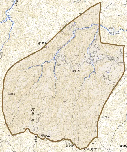 唐川町とその周辺の地図。町の範囲を重ねている