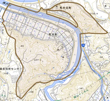 馬木町とその周辺の地図。町の範囲を重ねている