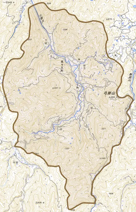 見々久町とその周辺の地図。町の範囲を重ねている