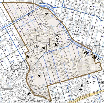 大塚町とその周辺の地図。町の範囲を重ねている