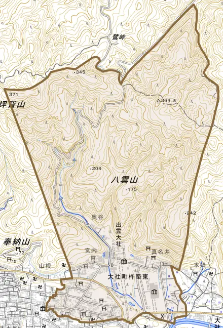 大社町杵築東とその周辺の地図。町の範囲を重ねている