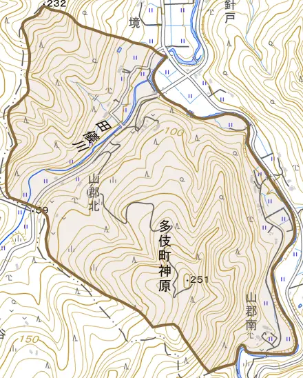 多伎町神原とその周辺の地図。町の範囲を重ねている