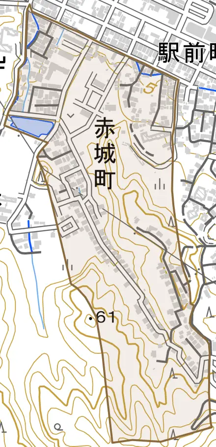 赤城町とその周辺の地図。町の範囲を重ねている