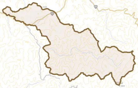 美都町都茂とその周辺の地図。町の範囲を重ねている