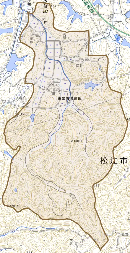東出雲町須田とその周辺の地図。町の範囲を重ねている