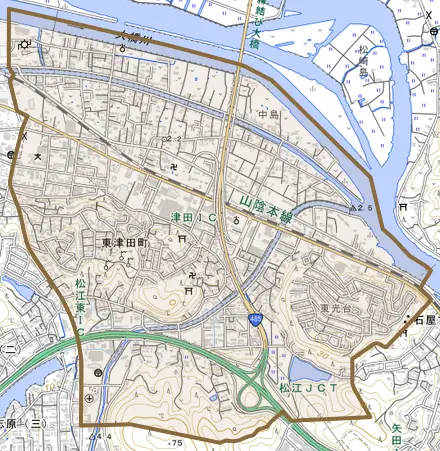 東津田町とその周辺の地図。町の範囲を重ねている