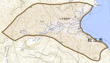 上宇部尾町とその周辺の地図。町の範囲を重ねている