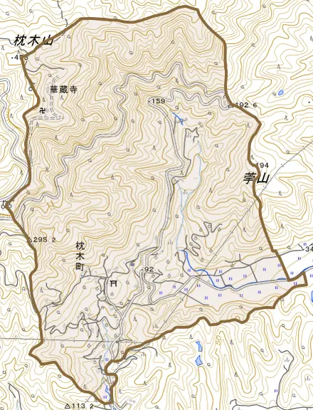枕木町とその周辺の地図。町の範囲を重ねている