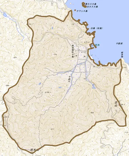 美保関町千酌とその周辺の地図。町の範囲を重ねている