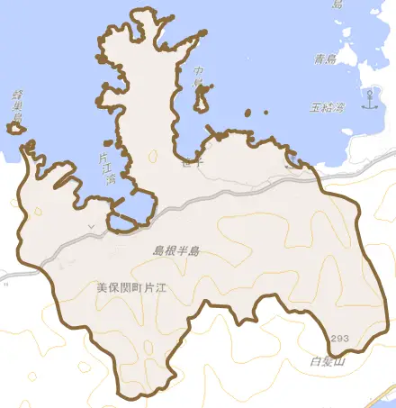 美保関町片江とその周辺の地図。町の範囲を重ねている