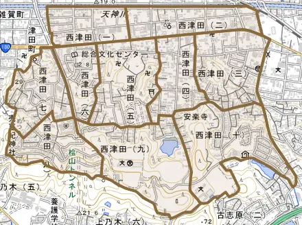 西津田とその周辺の地図。町の範囲を重ねている