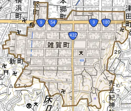 雑賀町とその周辺の地図。町の範囲を重ねている