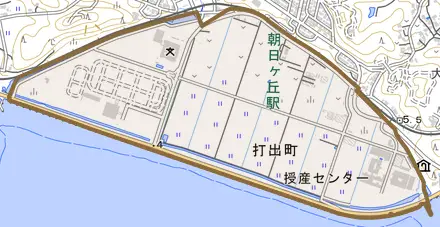 打出町とその周辺の地図。町の範囲を重ねている
