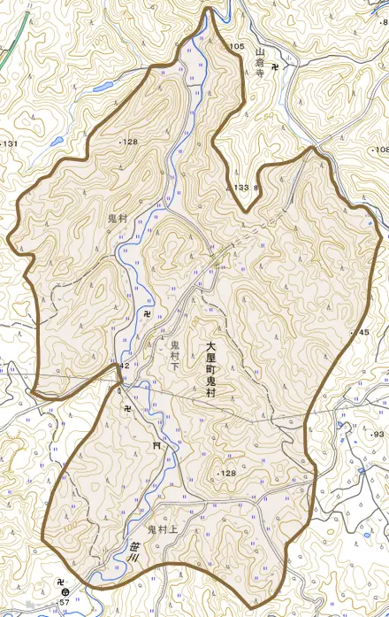 大屋町鬼村とその周辺の地図。町の範囲を重ねている