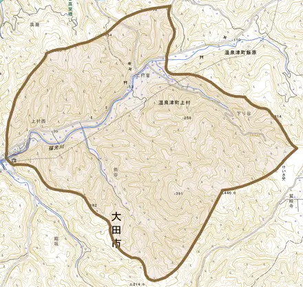 温泉津町上村とその周辺の地図。町の範囲を重ねている