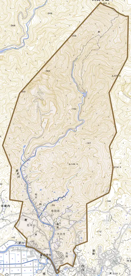 有木とその周辺の地図。町の範囲を重ねている