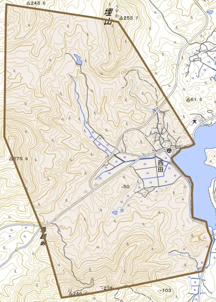 西田とその周辺の地図。町の範囲を重ねている